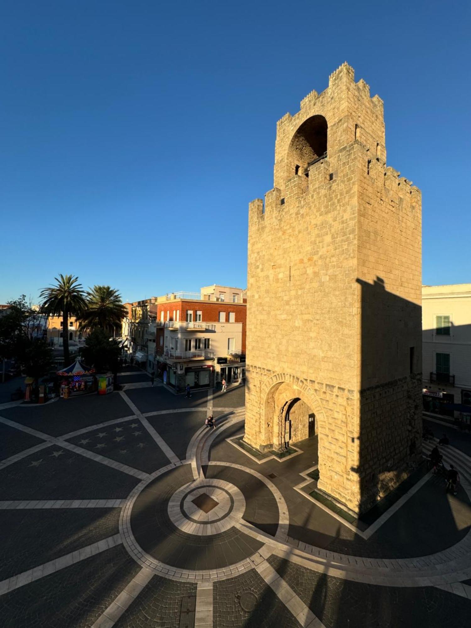 Feel Boutique Rooms Oristano Bagian luar foto