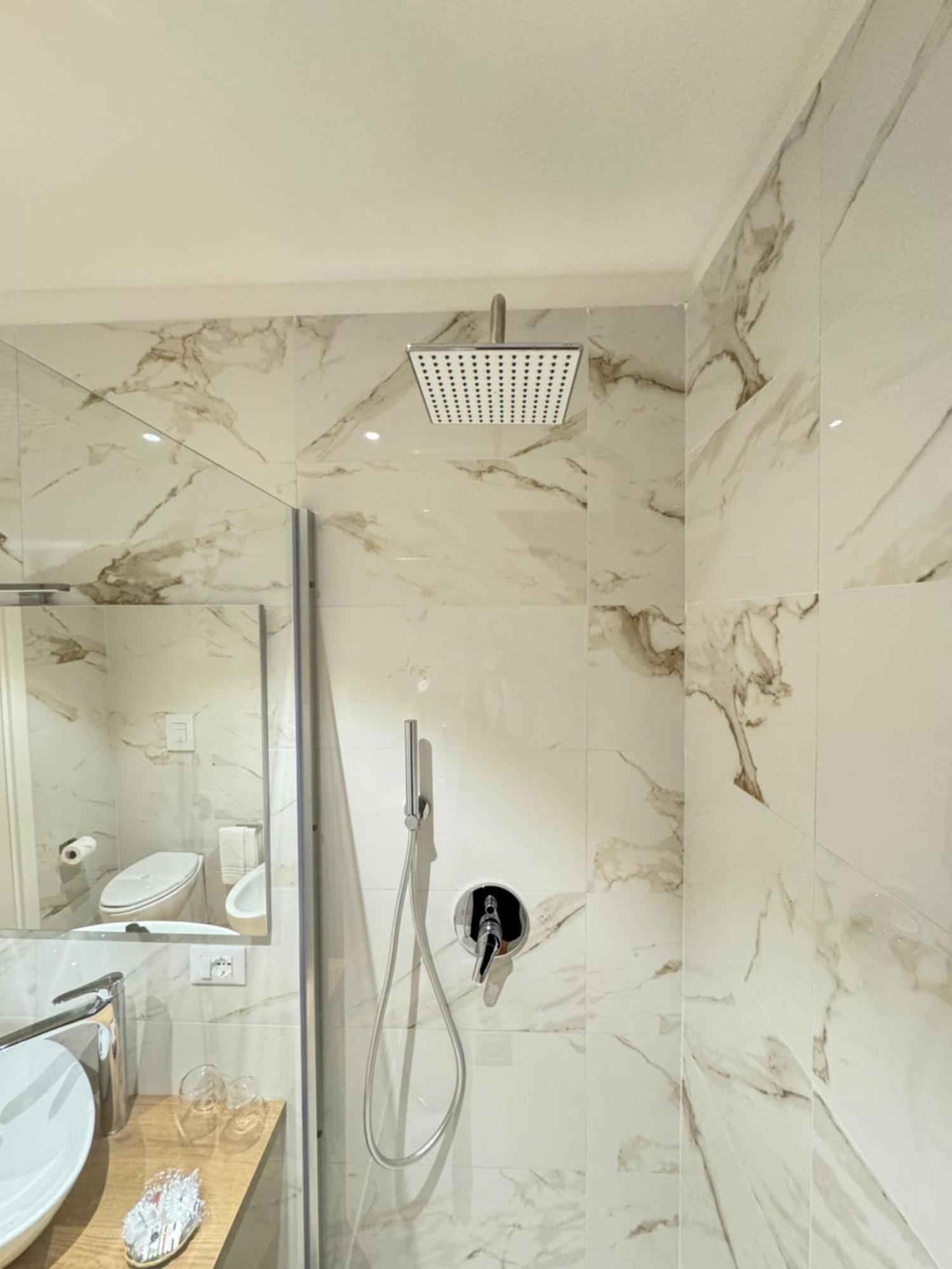 Feel Boutique Rooms Oristano Bagian luar foto